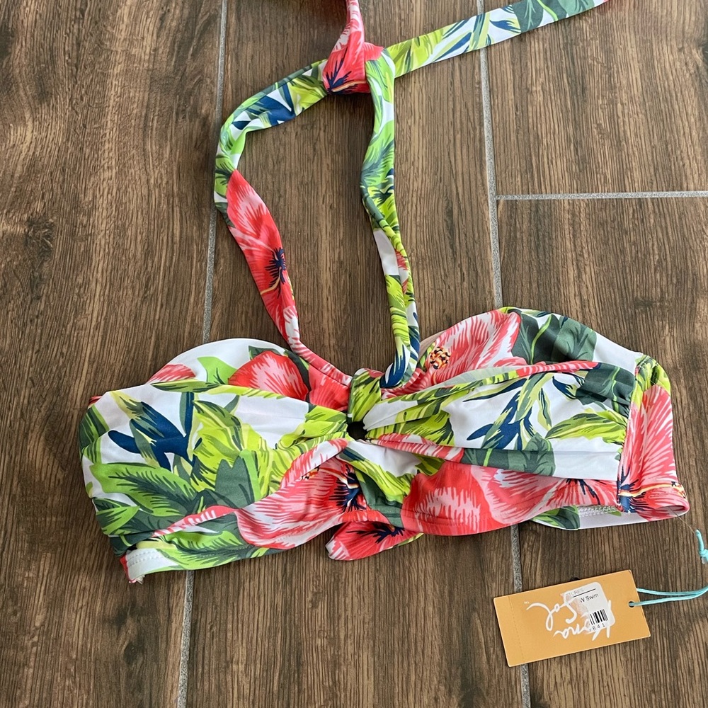 NWT Kona Sol bikini top